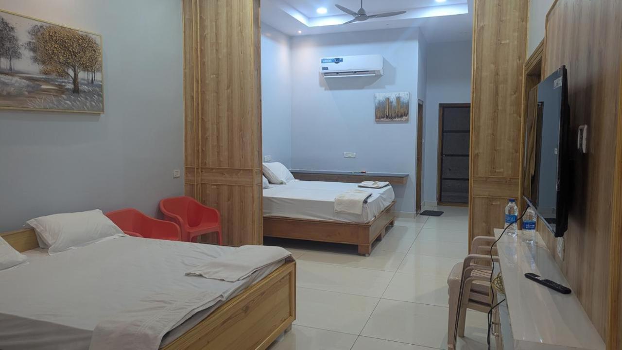 Yanam Resorts Exterior foto