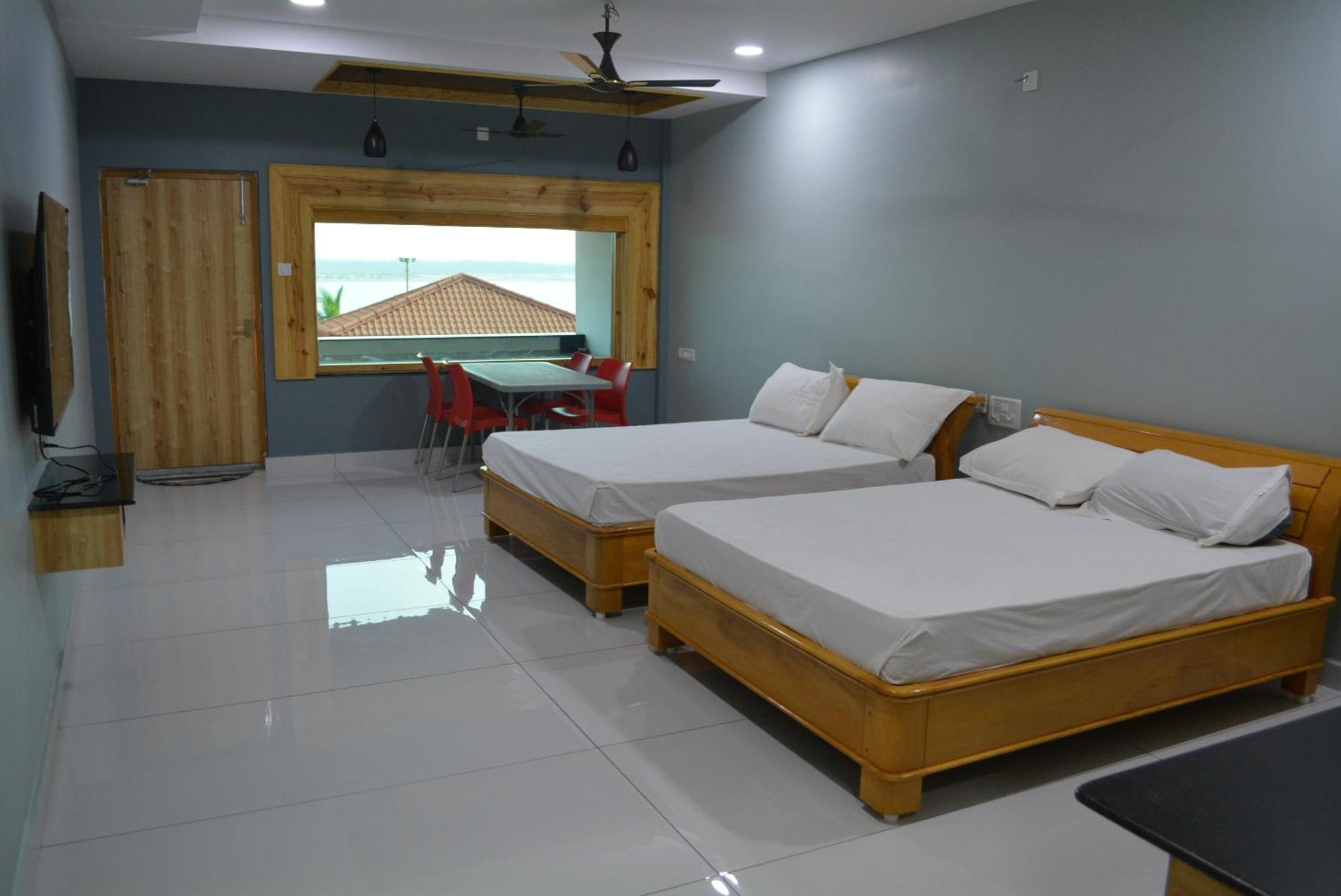 Yanam Resorts Exterior foto